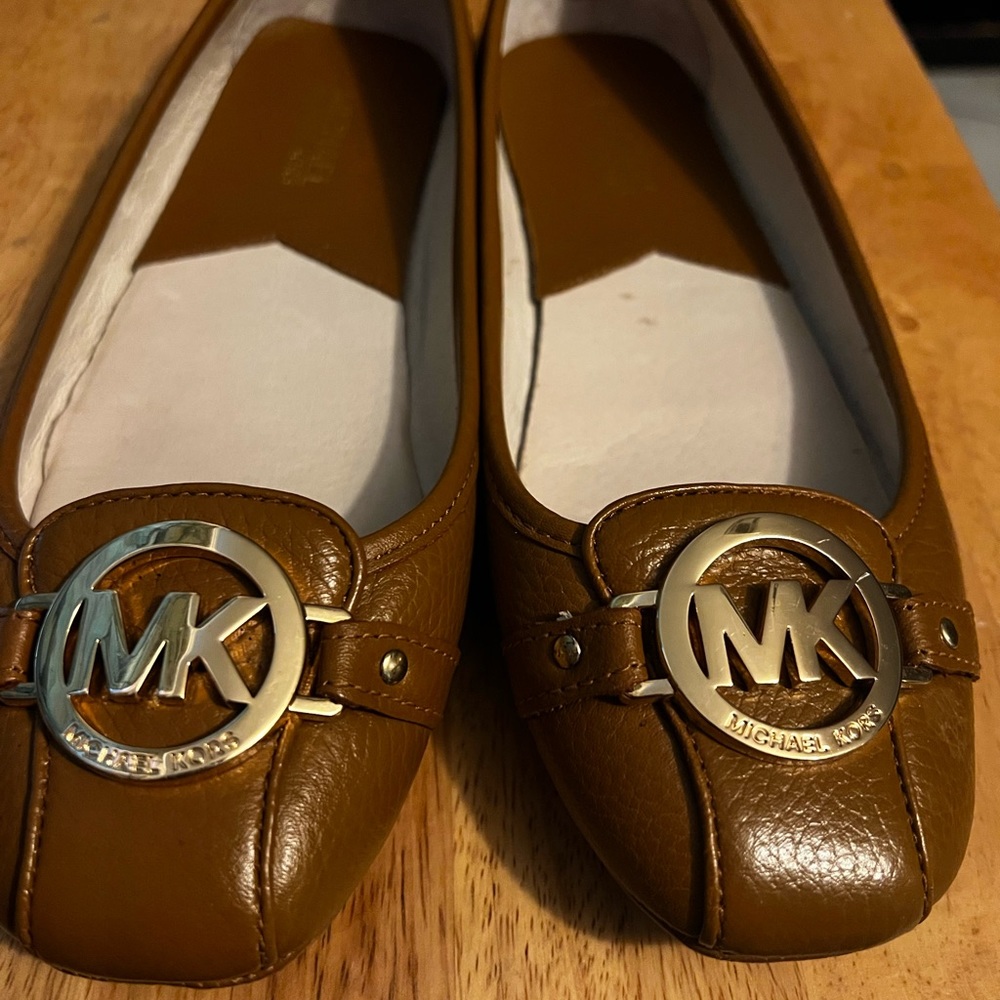 Michael Kors women shoes size 8 M